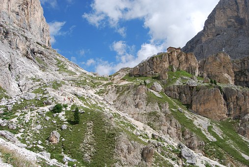 Finding The Best Deals To Italy? Should I Use A Travel Professional?