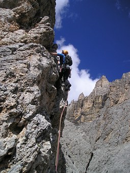 Low-budget Vacay Deals To Stimulate You: Motels, Air Fare, Eating Places, Shops, Leisure Activities,