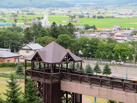 Khanh Hoa: Developing a comprehensive sustainable tourism