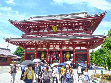 Five Facts On Holiday Work In Japan