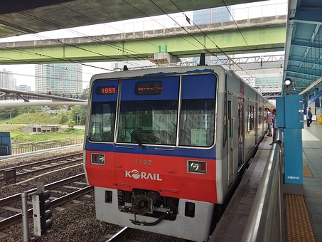 Traveling To Korea In The Summer? Learn About Sambok And Beat The Korean Summer Heat!