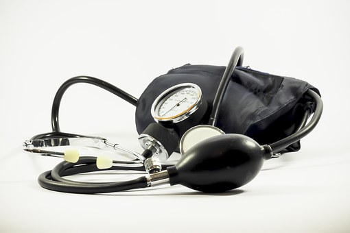 Cosmetic and General Surgeon: How To Avoid Being Sued for Medical Malpractice Insurance