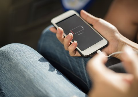 A Glimpse Into The Features And Specifications Of New-age Mobile Phones