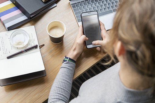 Buying Cell Phone Accessories