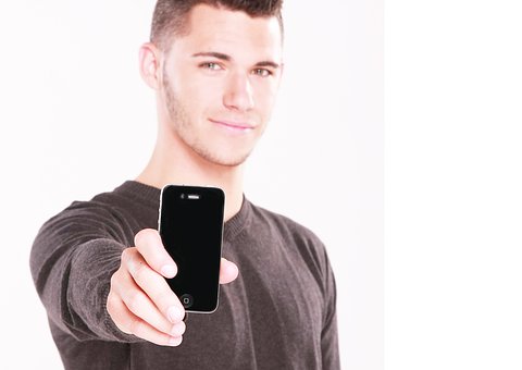 Mobile phone deals- get best communication gadget within your budget