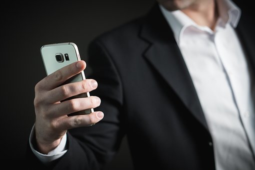 Do You Need Phone Insurance?