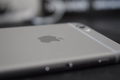 Should you consider IPhone 4 insurance?