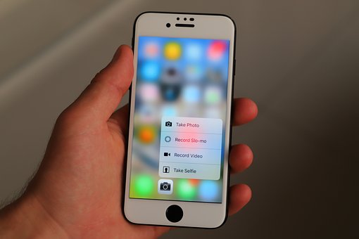 Mobile Phone Deals Making Devices More Affordable With Online Markets