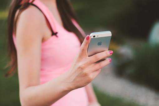 Mobile Phone Deals Making Devices More Affordable With Online Markets