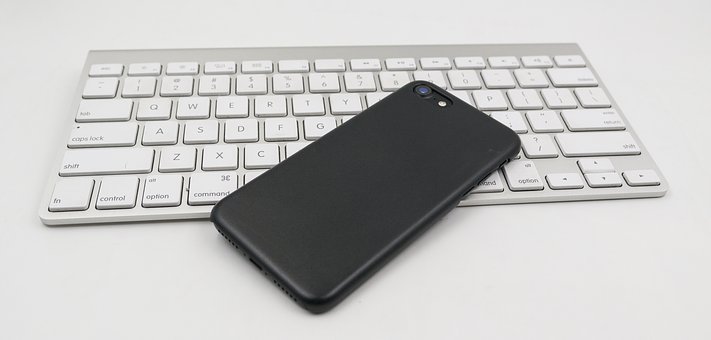 Attractive Mobile Phones Available Online