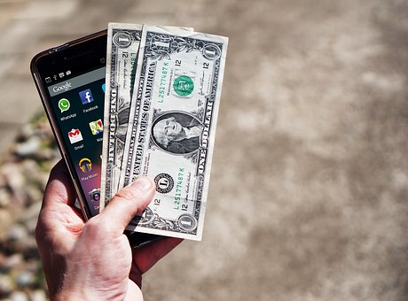 Get Exciting Cheap Mobile Phone Deals with Online Retailers