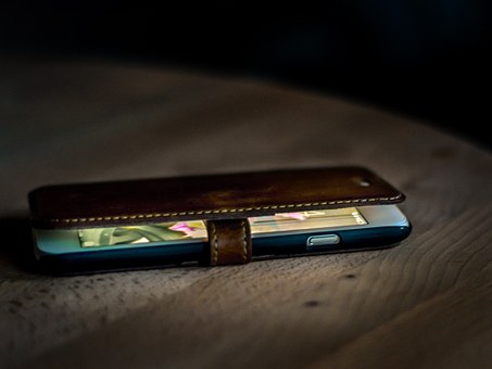 Discover The History Of Mobile Phones Online