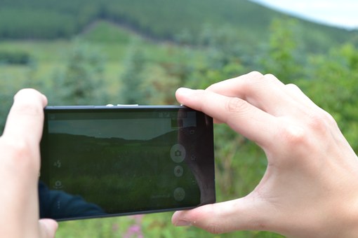 Shop Around For The Best Iphone Insurance Available