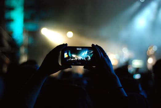 Buying A Cell Phone: How To Find The Suitable Choice