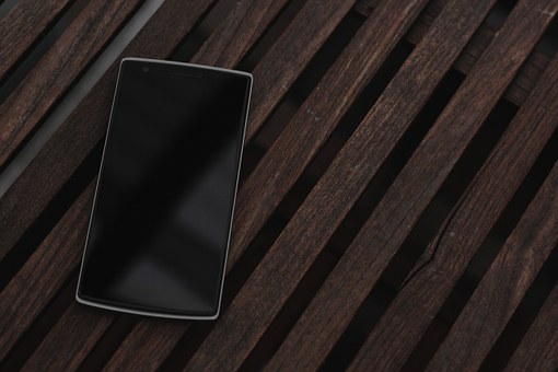 The iPhone 3 Insurance company which grows with you