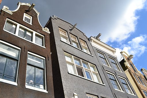 Help Points On Peak-deals Or Comfortable Trips On Airlines For Amsterdam