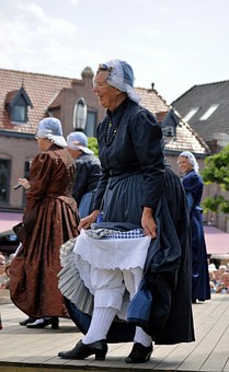 Luxury Holidays In Brussels! Pack Your Bags Now