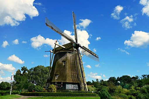 Low-budget Travel Promos To Stir You: Hostels, Air Fare, Chow Area, Shops, Enjoyment, And Karaoke