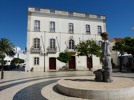 Travel Spain By Train For Exercising All The Comfort That You Need