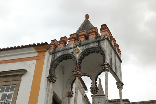 Have A Laid Back Holiday In Lisbon