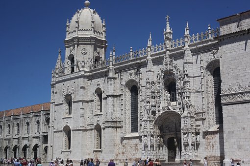 Villacentre.co.uk: Where To Locate Villas In Portugal