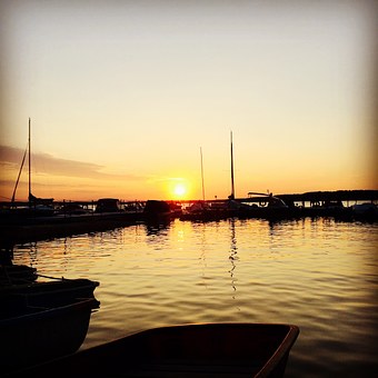 Can You Live without Traveling?