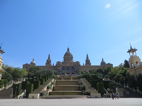 Some Information That You Must Know Before Travelling To Spain