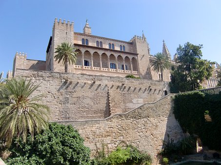 Vital Tips Before Travelling Especially To Spain