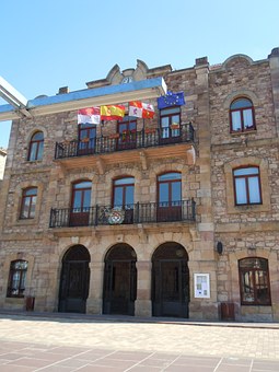 Travel Barcelona,spain Be Enthralled With Its Many Things To Do Contemporary Museums And Accessible