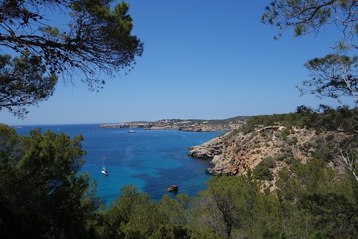 Visit Barcelona Be Interested By The Numerous Happenings Ancient Marvels Plus Relaxing Hotels