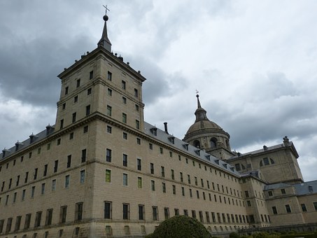 Stay at Home Tourism Unlikely to Satisfy by:Dan Williams