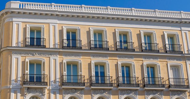 Mallorca Travel – A Drive through the Tramuntana Mountains, Country Luxury at Finca Ca's Sant and a Great Evening in Sóller