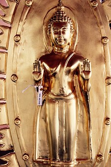 Decide Whether to Send Money to Thailand Before Your Trip, and Learn What Areas to Visit