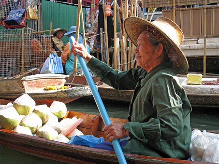 Bangsaen Beach : A True Thai Paradise