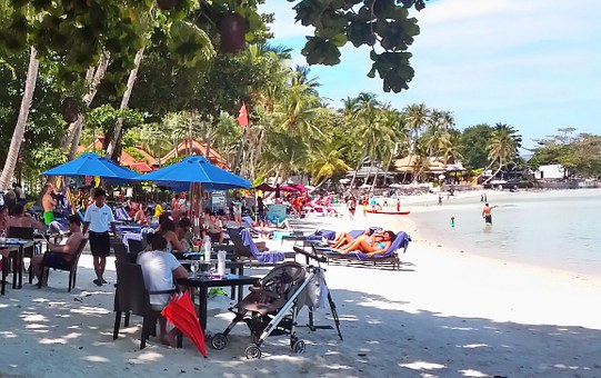 Enjoy Heavenly Luxury Travel Packages