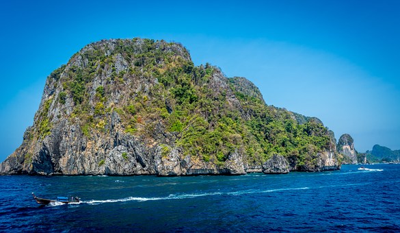 Feel The Enchanted Ecstasies Through Thailand Holidays
