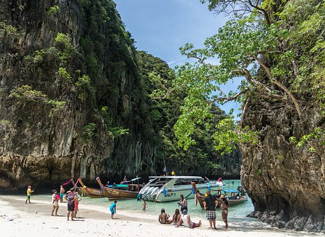 Life is a Beach on Chaweng Beach
