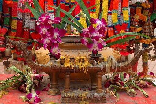 Medical tourism destinations are plentiful in Thailand