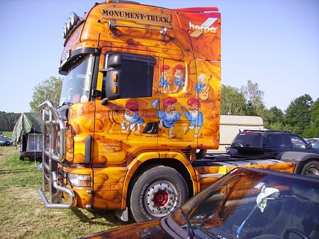 The Consistent Growth Of Flatbed Trucks In The Economy