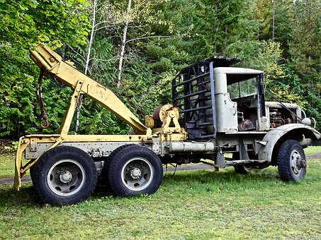 History of Isuzu Trucks