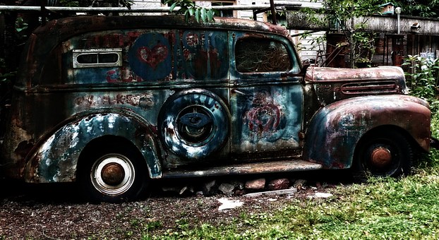 Money Saving Tips for Buying Used Dump Trucks!