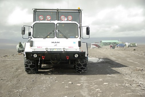 Get attached with some of the most popular 4x4 trucks models
