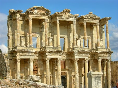 What is a Turkish Gulet? by:Shereena Lingiah