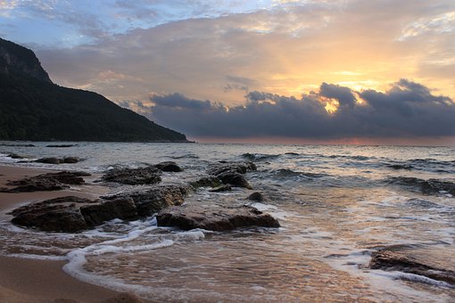 Come Across Several Finest And Magnificent Summer Escapades Havens And Significant Sights In Our Glo