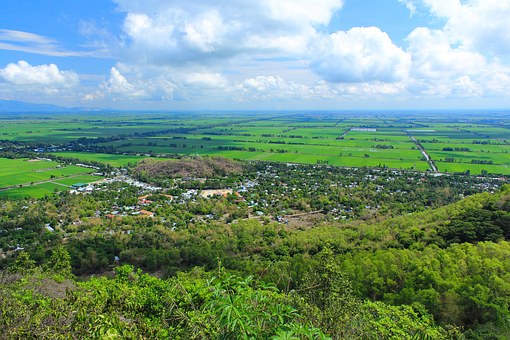 Learn How To Send Money To Vietnam On A Card Before You Visit, And Other Tips For Traveling