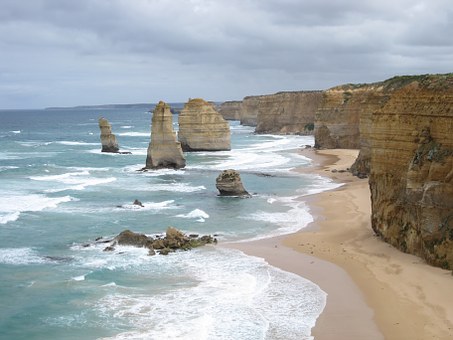 Buy Duty Free - Online Purchasing Proving a Hit with Travellers by:Angela Butler