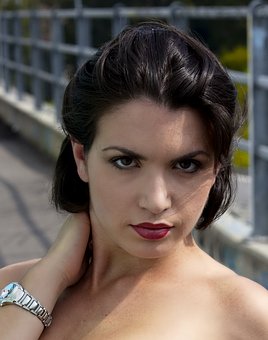 Top Quality Budapest Couriers Online