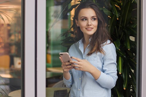 Simple steps 'can avoid the need to raid savings accounts for holidays'
