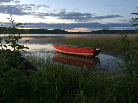 Must-know Facts Before Choosing The Boat Battery Charger