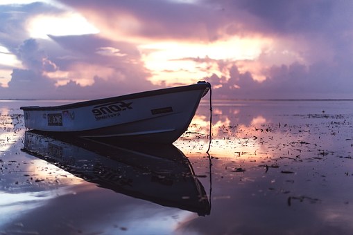 The 2009 Bayliner 197 Deckboat
